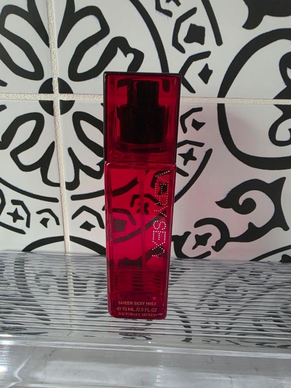 Victoria's Secret Original "Very Sexy" Sheer Sexy Mist Spray 2.5 fl oz NEW